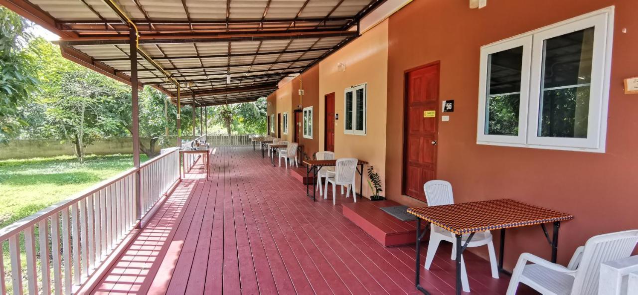 Baan Pordee Homestay Phayayen Екстериор снимка