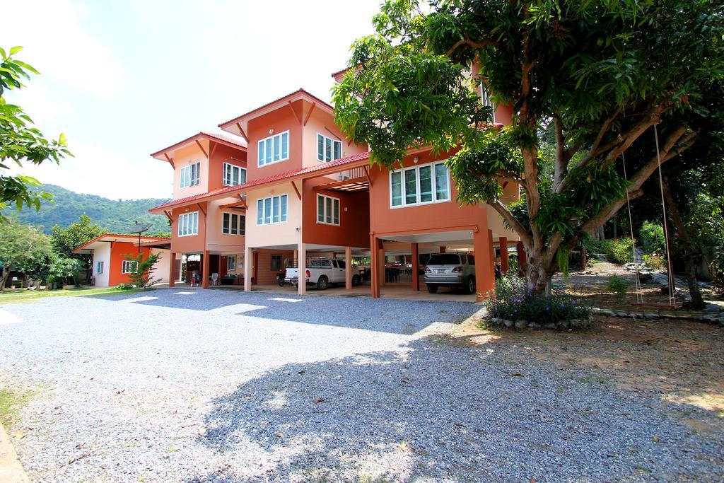 Baan Pordee Homestay Phayayen Екстериор снимка