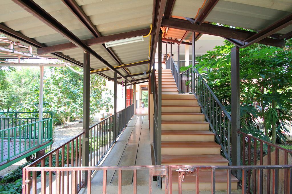Baan Pordee Homestay Phayayen Екстериор снимка
