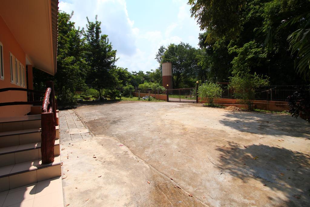 Baan Pordee Homestay Phayayen Екстериор снимка