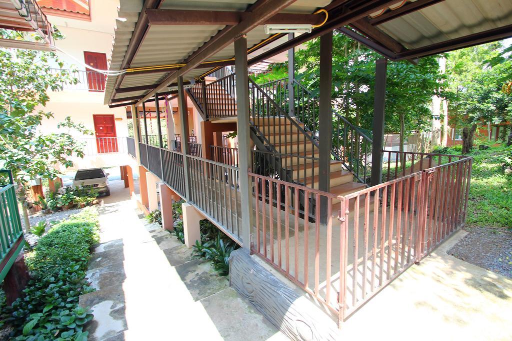 Baan Pordee Homestay Phayayen Екстериор снимка